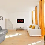 Appartement Mezzanine Quartier Chatelet Les Halles 4 Free Netflix